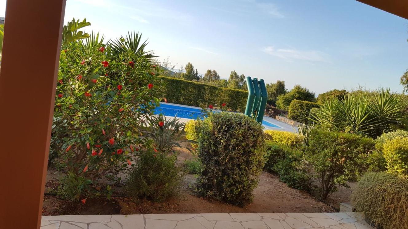 Appartamento In Splendido E Riservato Villaggio, Marina Di 테르테니아 외부 사진
