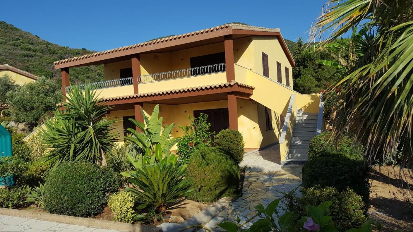 Appartamento In Splendido E Riservato Villaggio, Marina Di 테르테니아 외부 사진