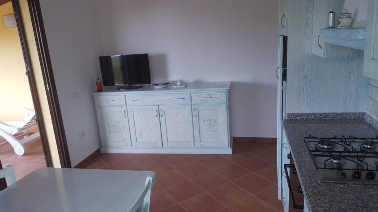 Appartamento In Splendido E Riservato Villaggio, Marina Di 테르테니아 외부 사진